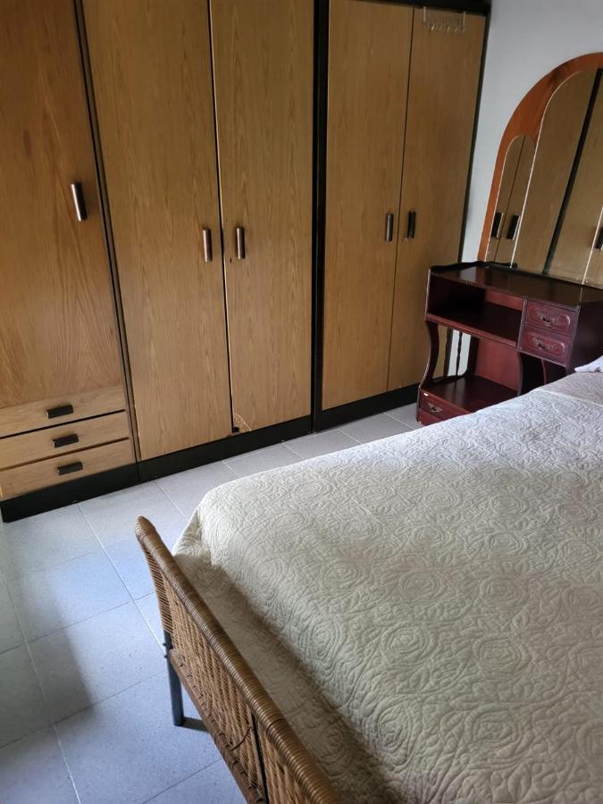 Appartment For Stay Santa Coloma de Gramenet Bagian luar foto
